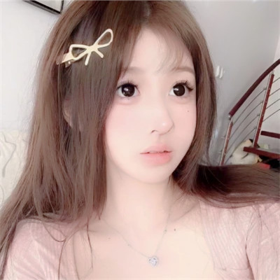 2025年最新女生真人头像图片