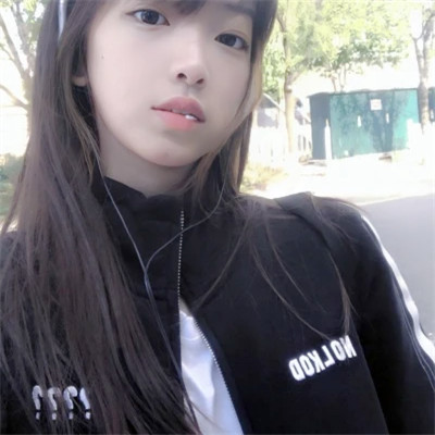 2025年最新女生真人头像图片