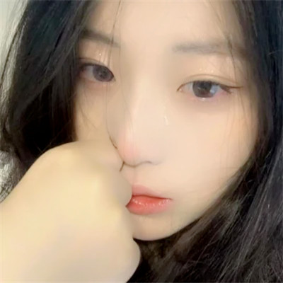 2025年最新女生真人头像图片