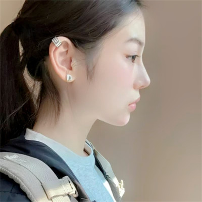 2025年最新女生真人头像图片