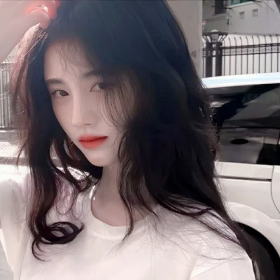 高清2025年女生真人头像