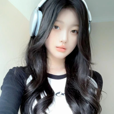2025年女生真人头像下载