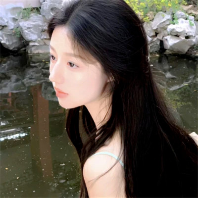 2025年女生真人头像