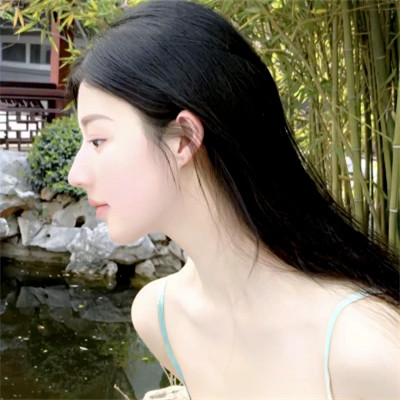 2025年女生真人头像