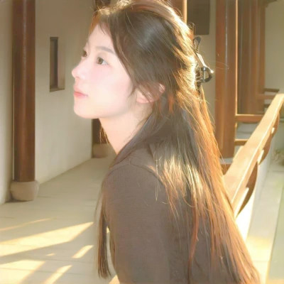 2025年女生真人头像