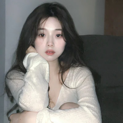 2025年女生真人头像