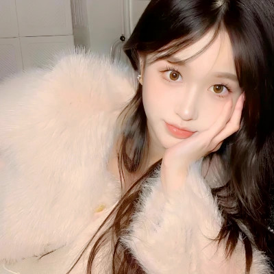 2025年女生真人头像