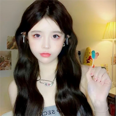 2025年女生真人头像