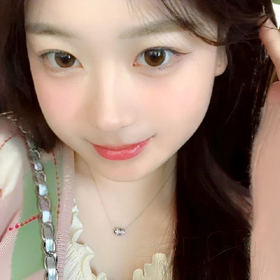 2025年女生真人头像