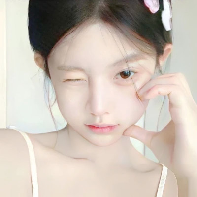2025年女生真人头像