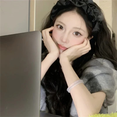 2025年微信真人女生头像