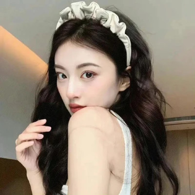 2025年最新女生微信头像图片