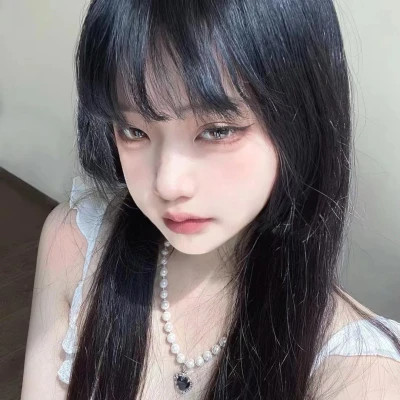 2025年最新女生微信头像图片