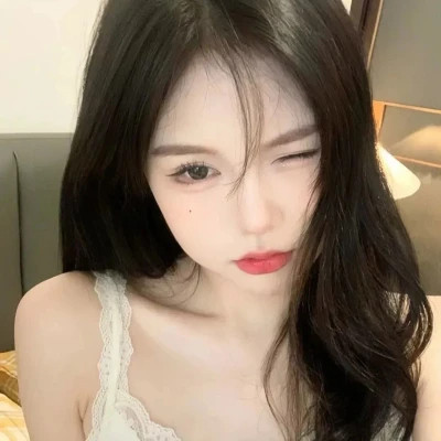 2025年最新女生微信头像图片
