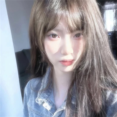 2025年最新女生微信头像图片