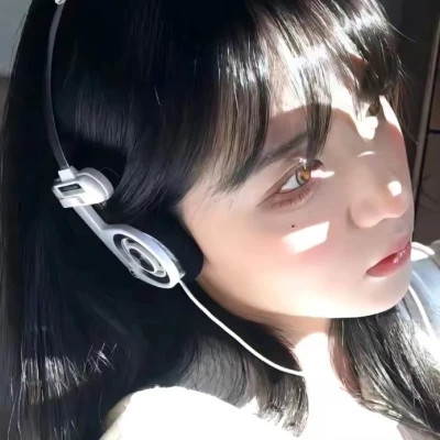 2025年最新女生微信头像图片