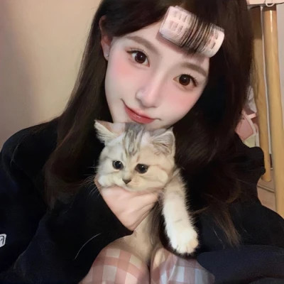 2025年女生微信头像图片