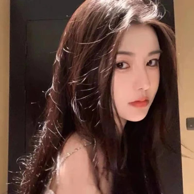 2025年女生微信头像图片
