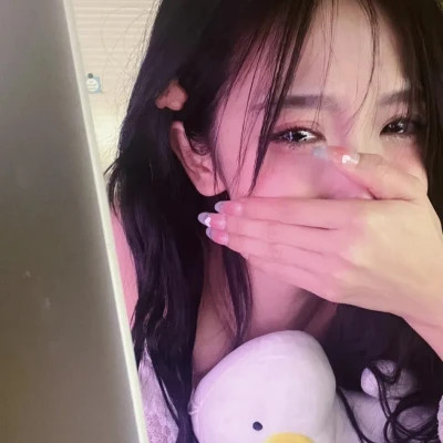 2025年女生微信头像图片