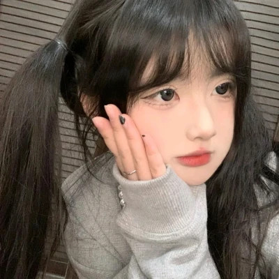 2025年女生微信头像图片