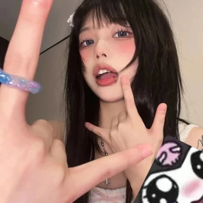 2025年最新女生微信真人头像图片