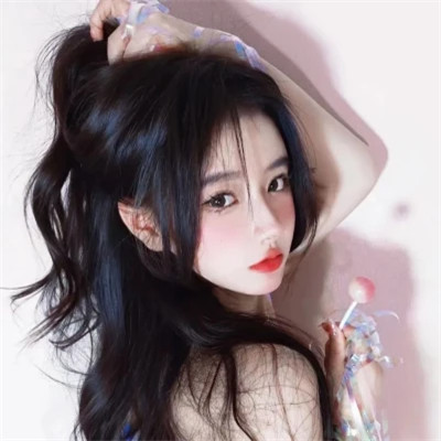2025年最新女生微信真人头像图片