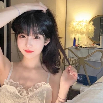 2025年最新女生微信真人头像图片