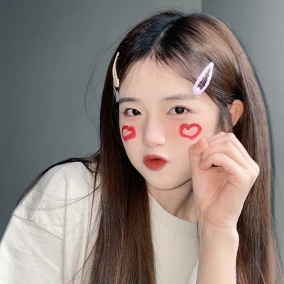 2025年最新女生微信真人头像图片