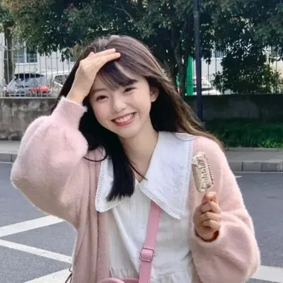 2025年绝对值得收藏的女生微信真人头像图片