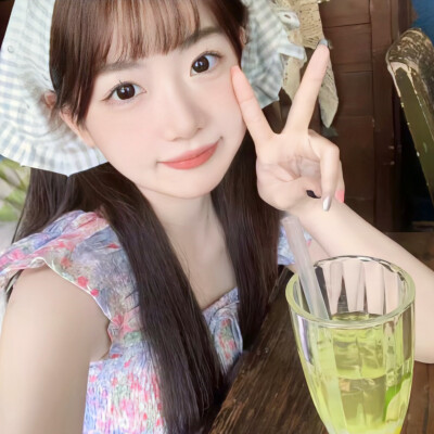 2025最新真人女生头像图片