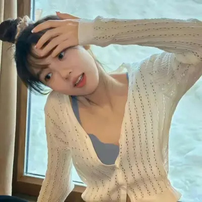 绝美2025真人女生头像