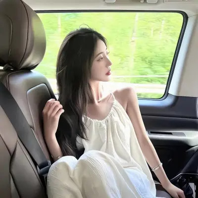绝美2025真人女生头像