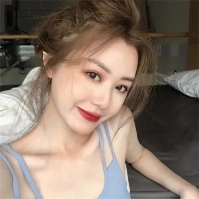 绝美2025真人女生头像