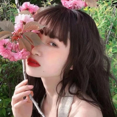 绝美2025真人女生头像