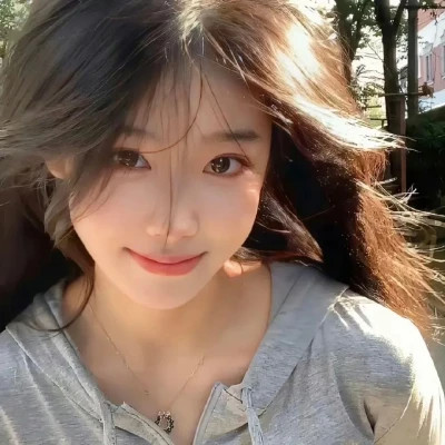 绝美2025真人女生头像