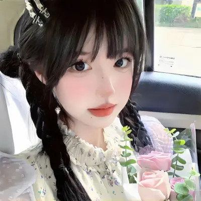 绝美2025真人女生头像