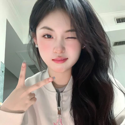2025最新微信真人女生头像