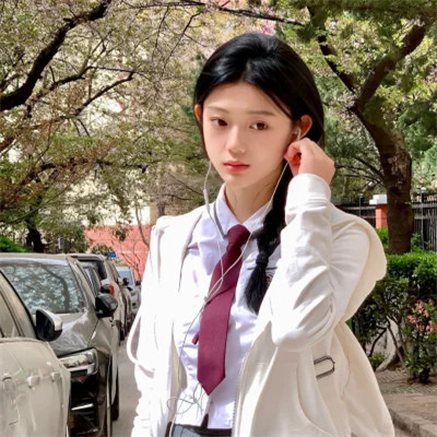 2025最新微信真人女生头像
