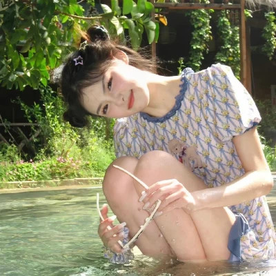 2025精选微信真人女生头像