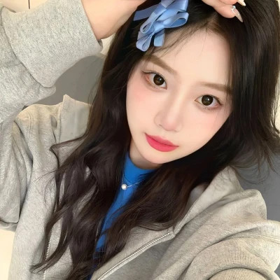 2025精选微信真人女生头像