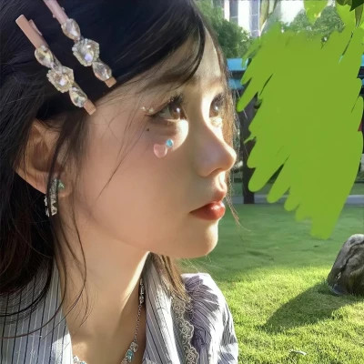 2025精选微信真人女生头像