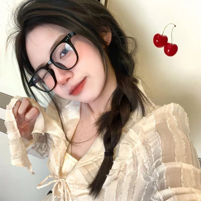 2025精选微信真人女生头像