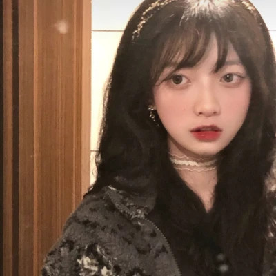 2025精选微信真人女生头像