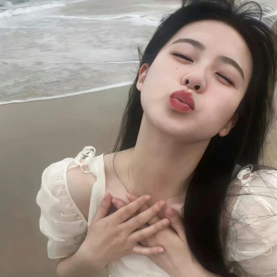 微信头像女生真人2025