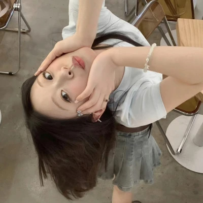 微信头像女生真人2025