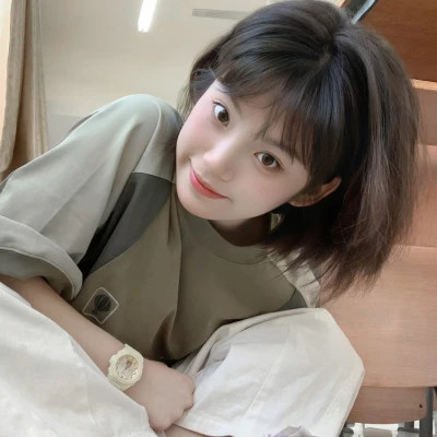 微信头像女生真人2025
