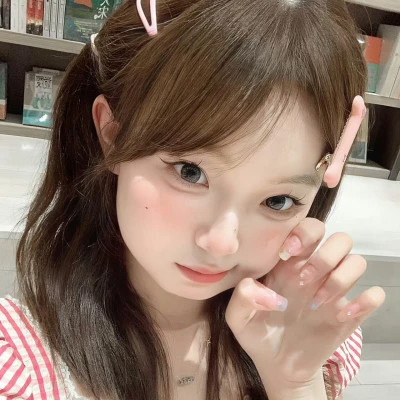 微信头像女生真人2025