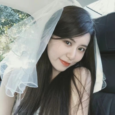 个性2025微信真人女生头像