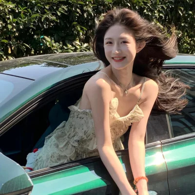 新款2025微信真人女生头像