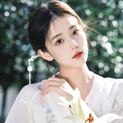 新款2025微信真人女生头像